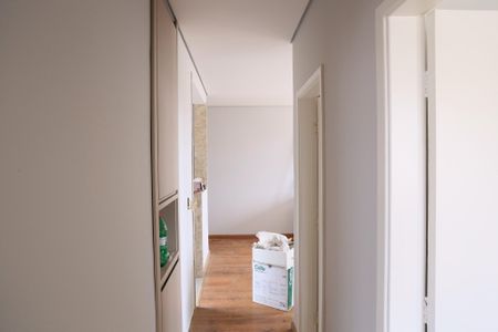 Apartamento para alugar com 68m², 2 quartos e 2 vagasCorredor