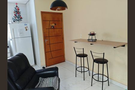 Casa para alugar com 80m², 3 quartos e 2 vagas