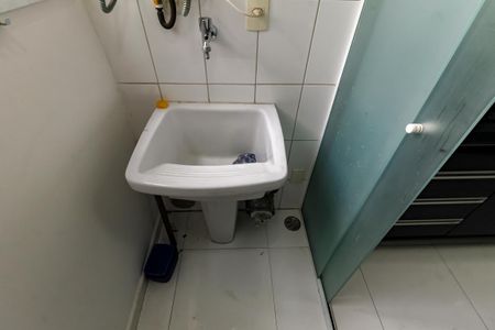 Apartamento para alugar com 51m², 2 quartos e 1 vaga Apartamento para alugar com 51m², 2 quartos e 1 vagaDetalhe da area de serviço