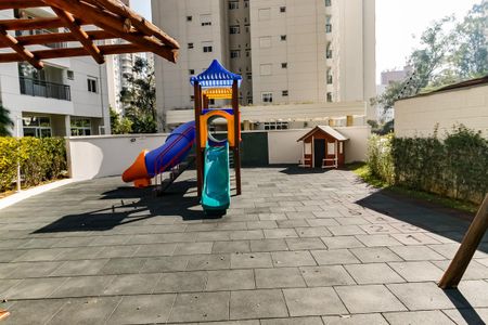 Apartamento para alugar com 51m², 2 quartos e 1 vaga Apartamento para alugar com 51m², 2 quartos e 1 vagaÁrea comum - Playground