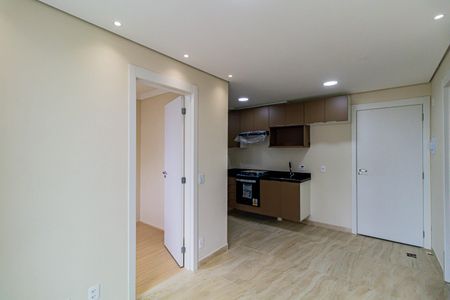 Sala de apartamento para alugar com 2 quartos, 35m² em Jardim Peri Peri, São Paulo