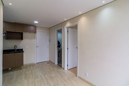 Sala de apartamento para alugar com 2 quartos, 35m² em Jardim Peri Peri, São Paulo