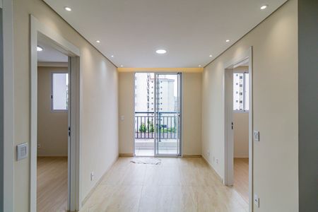 Sala de apartamento para alugar com 2 quartos, 35m² em Jardim Peri Peri, São Paulo