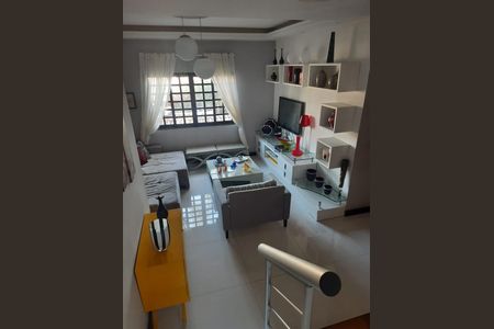 Casa de condomínio à venda com 310m², 3 quartos e 2 vagasSala