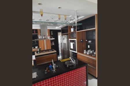 Casa de condomínio à venda com 310m², 3 quartos e 2 vagasCozinha