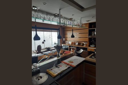 Casa de condomínio à venda com 310m², 3 quartos e 2 vagasCozinha