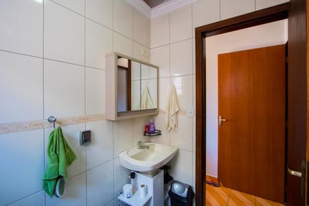 Casa à venda com 124m², 3 quartos e 2 vagasBanheiro do quarto 1