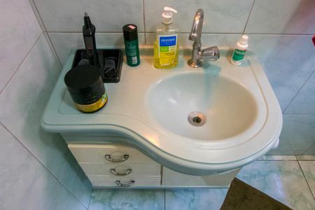 Casa à venda com 124m², 3 quartos e 2 vagasBanheiro social 1