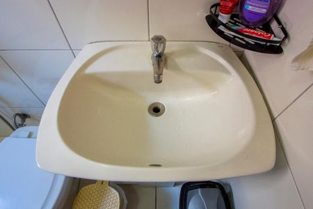 Casa à venda com 124m², 3 quartos e 2 vagasBanheiro do quarto 1