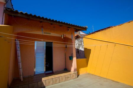 Casa à venda com 124m², 3 quartos e 2 vagasVaranda do quarto 1
