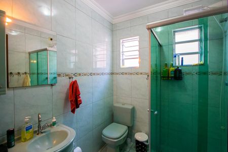 Casa à venda com 124m², 3 quartos e 2 vagasBanheiro social 1