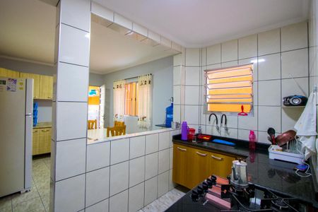 Casa à venda com 124m², 3 quartos e 2 vagasCozinha
