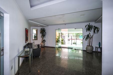 Apartamento à venda com 41m², 1 quarto e 1 vagaHall de entrada