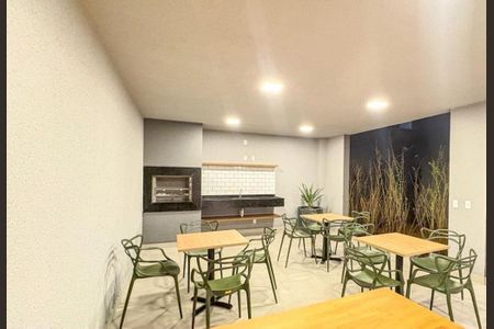 Apartamento para alugar com 34m², 2 quartos e sem vagaÁrea comum - Churrasqueira