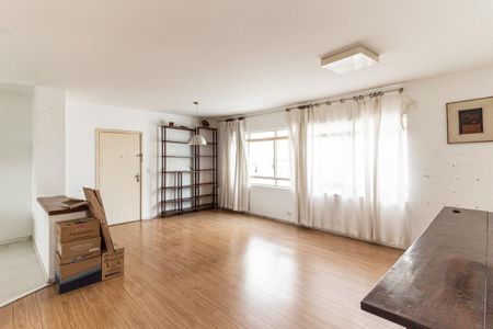 Sala de apartamento à venda com 3 quartos, 130m² em Higienópolis, São Paulo