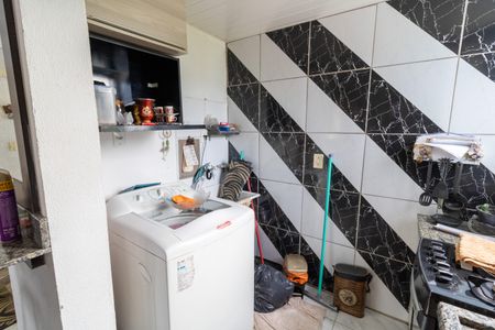 Apartamento à venda com 48m², 2 quartos e 1 vagaCozinha e Área de Serviço