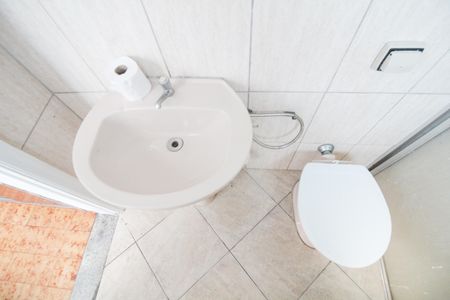 Casa à venda com 80m², 2 quartos e sem vagaBanheiro