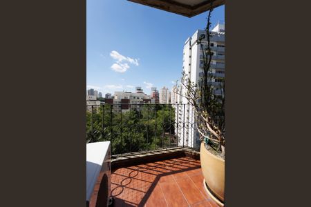 Apartamento à venda com 147m², 3 quartos e 3 vagas Apartamento à venda com 147m², 3 quartos e 3 vagasvistavista