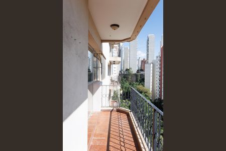 Apartamento à venda com 147m², 3 quartos e 3 vagas Apartamento à venda com 147m², 3 quartos e 3 vagasvaranda