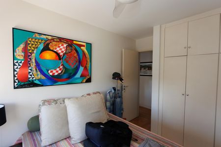 Apartamento à venda com 147m², 3 quartos e 3 vagas Apartamento à venda com 147m², 3 quartos e 3 vagasquarto 1
