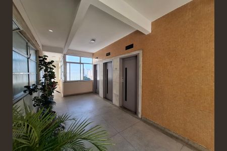 Apartamento à venda com 40m², 1 quarto e sem vaga Apartamento à venda com 40m², 1 quarto e sem vagaCorredor