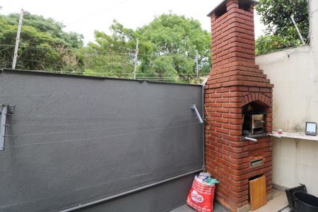 Casa à venda com 70m², 1 quarto e 2 vagasChurrasqueira