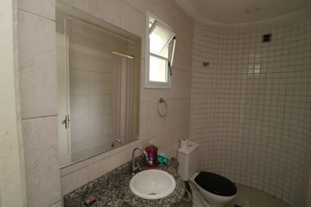 Casa à venda com 70m², 1 quarto e 2 vagasLavabo