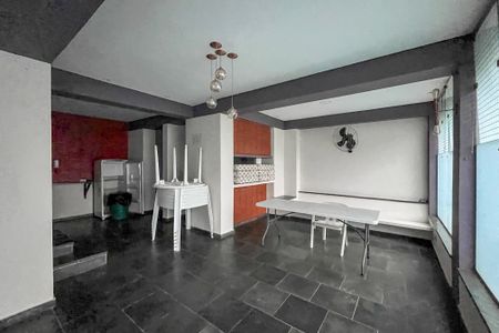 Apartamento para alugar com 64m², 2 quartos e 1 vagaÁrea comum - Salão de festas