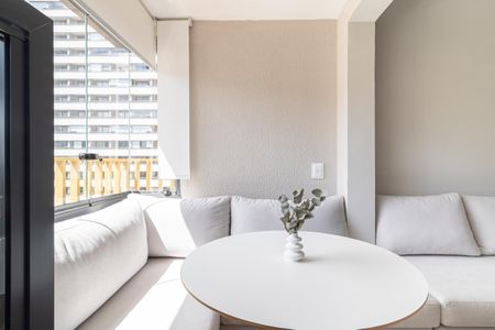 Sala de apartamento para alugar com 1 quarto, 27m² em Vila Olímpia, São Paulo