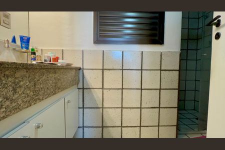 Apartamento à venda com 56m², 1 quarto e 1 vagaBanheiro da Suíte