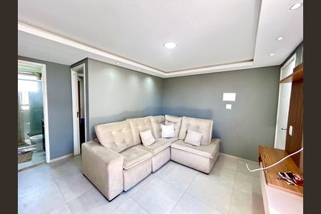 Sala de apartamento para alugar com 2 quartos, 41m² em Jardim Ansalca, Guarulhos