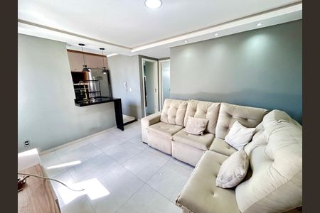 Sala de apartamento para alugar com 2 quartos, 41m² em Jardim Ansalca, Guarulhos