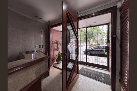 Apartamento à venda com 85m², 3 quartos e sem vagaHall social