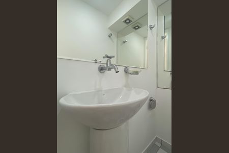 Apartamento para alugar com 50m², 1 quarto e 1 vagaLavabo