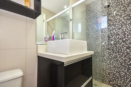 Apartamento à venda com 67m², 2 quartos e 1 vagaBanheiro Suíte 