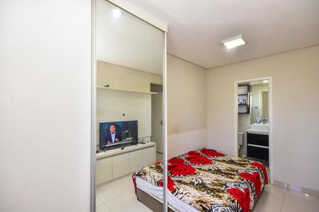 Apartamento à venda com 67m², 2 quartos e 1 vagaSuíte