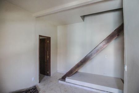 Sala de casa para alugar com 2 quartos, 58m² em Vila Abolicao, Nova Iguaçu