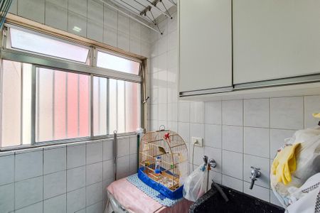 Apartamento à venda com 65m², 3 quartos e 2 vagas Apartamento à venda com 65m², 3 quartos e 2 vagasÁrea de Serviço
