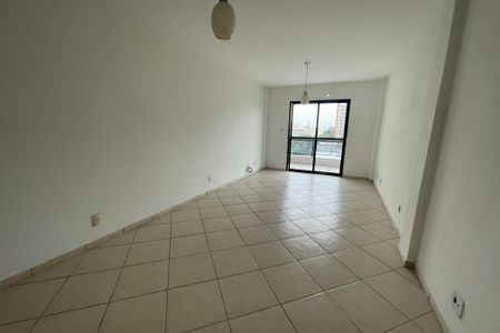 Apartamento para alugar com 95m², 2 quartos e 1 vagaSala