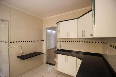 Apartamento para alugar com 89m², 2 quartos e 2 vagasCozinha