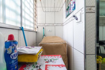 Apartamento para alugar com 57m², 2 quartos e 1 vagaÁrea de Serviço