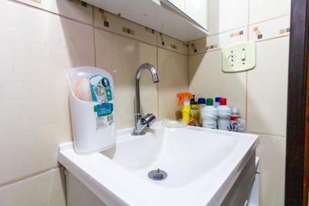 Apartamento para alugar com 57m², 2 quartos e 1 vagaBanheiro