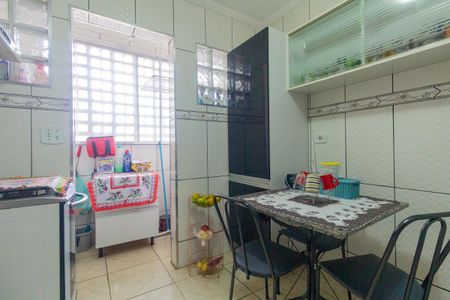Apartamento para alugar com 57m², 2 quartos e 1 vagaCozinha