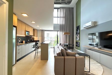 Sala de apartamento para alugar com 1 quarto, 77m² em Lagoa da Conceição, Florianópolis