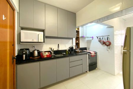 Apartamento à venda com 105m², 3 quartos e 2 vagasCozinha