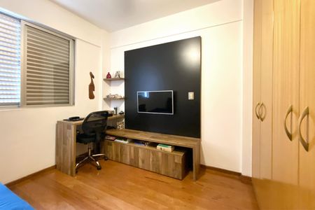 Apartamento à venda com 105m², 3 quartos e 2 vagasQuarto 3