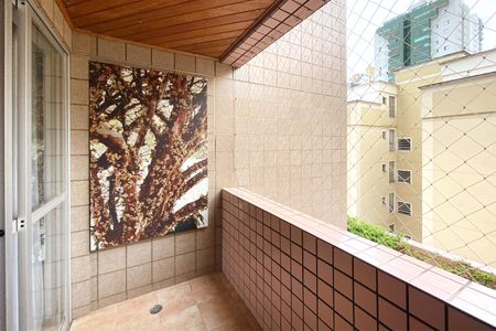 Apartamento à venda com 105m², 3 quartos e 2 vagasVaranda da Sala