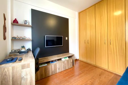 Apartamento à venda com 105m², 3 quartos e 2 vagasQuarto 3