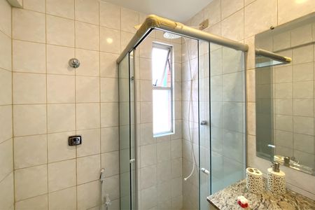 Apartamento à venda com 105m², 3 quartos e 2 vagasBanheiro da Suíte 1