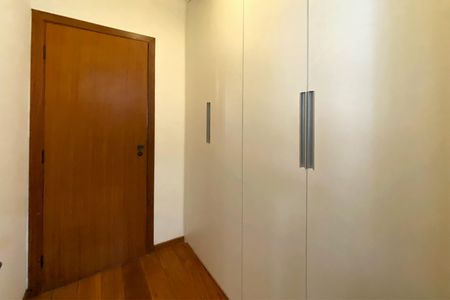 Apartamento à venda com 105m², 3 quartos e 2 vagasRouparia
